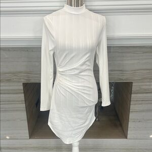 Elegant White Long Sleeve Dress